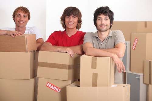 A nearby Hackney storage service helping with moving and decluttering